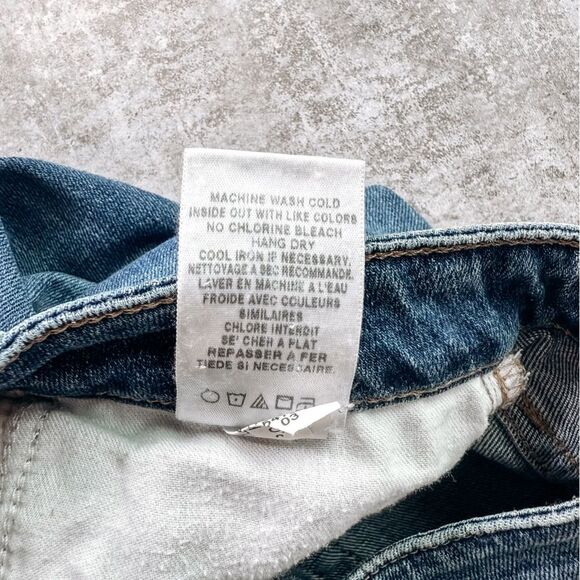 Joe's Jeans Skinny Booty Fit Medium Wash Size 25 - Picture 8 of 8